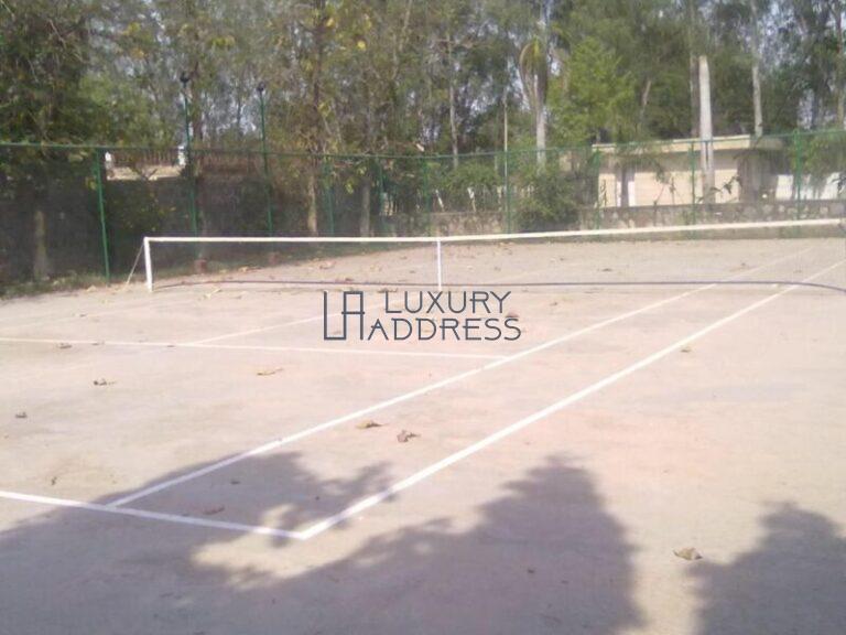 4BHK Semi-Furnished Rental Farmhouse in Vasant Kunj South Delhi - Luxury Address