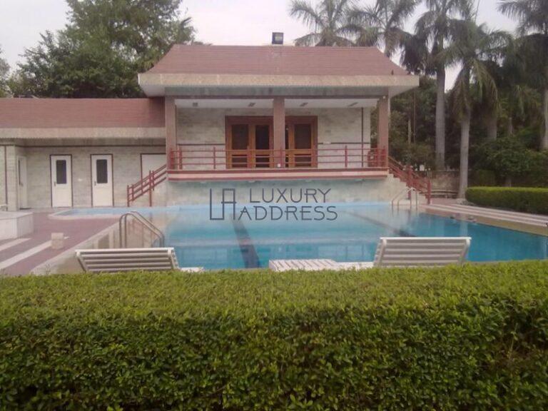 4BHK Semi-Furnished Rental Farmhouse in Vasant Kunj South Delhi - Luxury Address