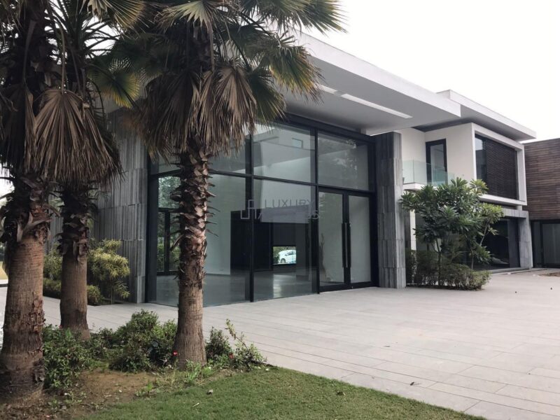 Modern 6-Bedroom Farmhouse for Rent DLF Chattarpur, Delhi
