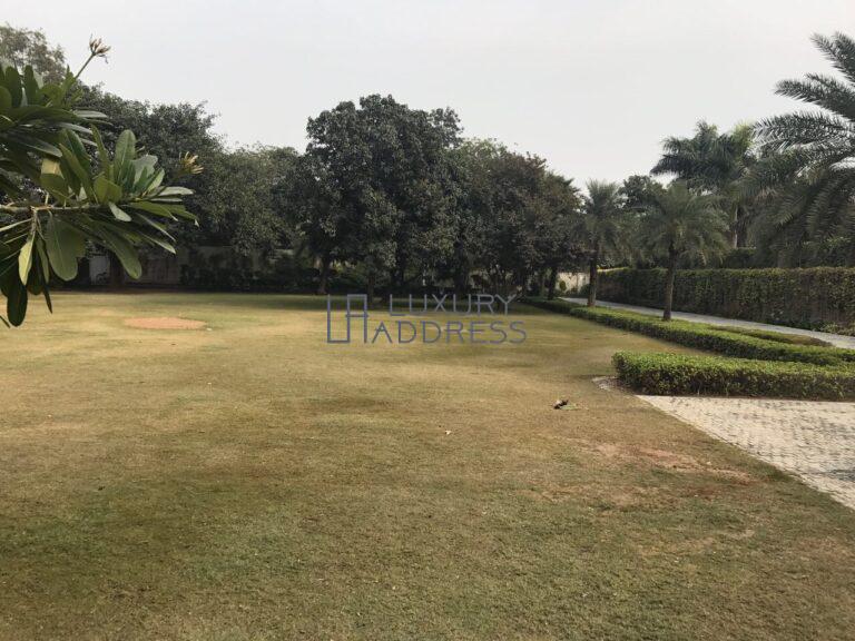 Modern 6-Bedroom Farmhouse for Rent DLF Chattarpur, Delhi