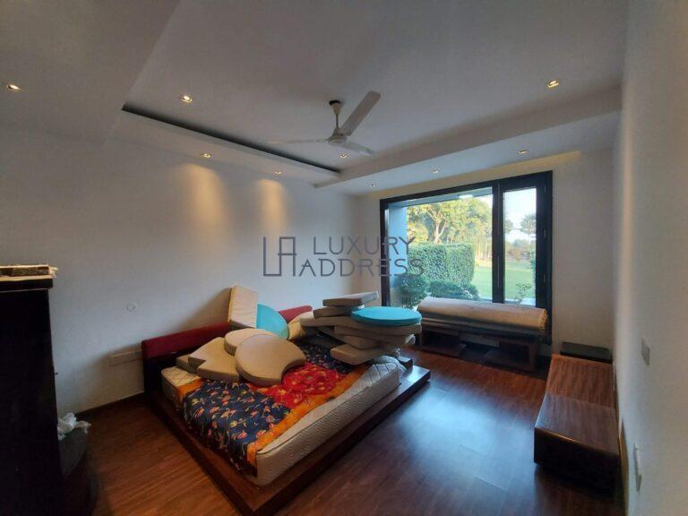 Luxurious 5BHK Semi-Furnished Farmhouse Rent Ghitorni, Delhi