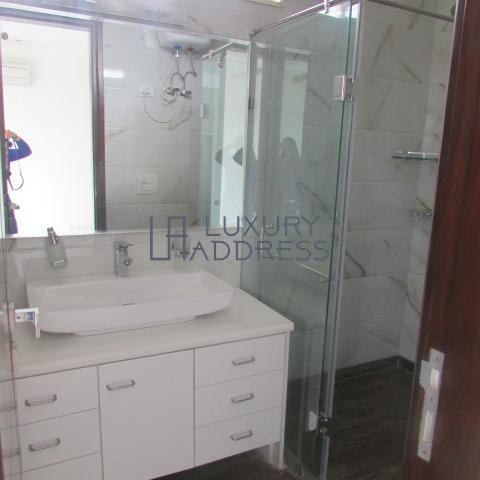 3BHK Rental Apartments in Defence Colony, New Delhi - Luxury Address