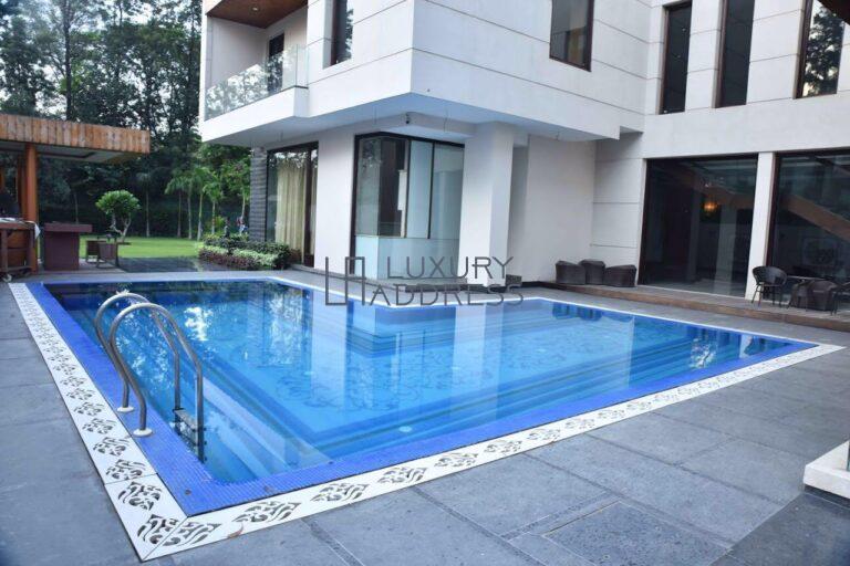 Rent 5BHK Luxury Furnished Farmhouse DLF Chattarpur, Delhi