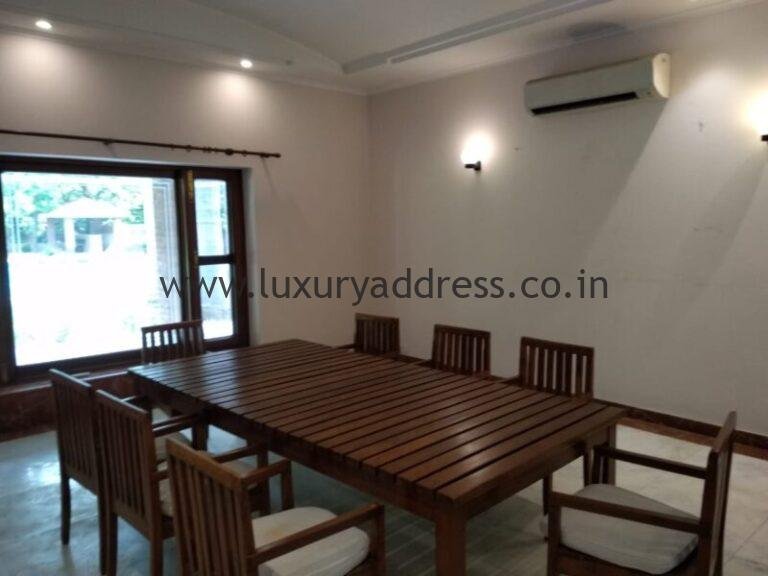 4bhk-rental-farmhouse-in-sultanpur-delhi