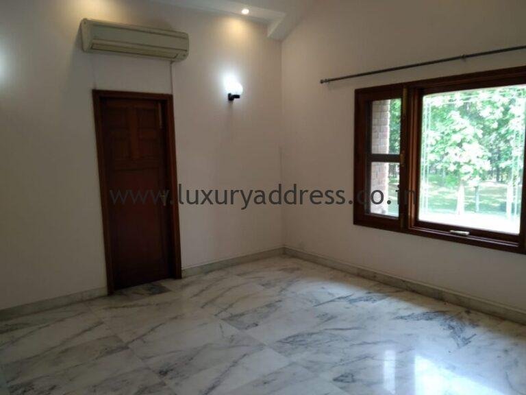 4bhk-rental-farmhouse-in-sultanpur-delhi