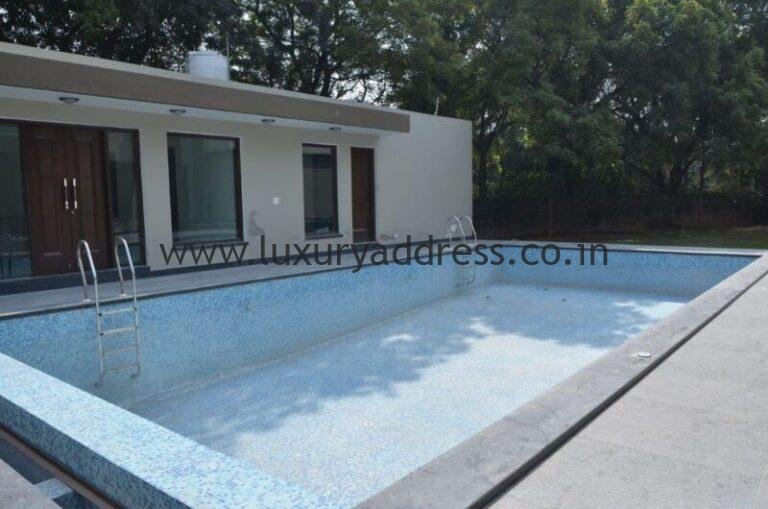 5bhk-luxury-rental-farmhouse-in-gadaipur-delhi