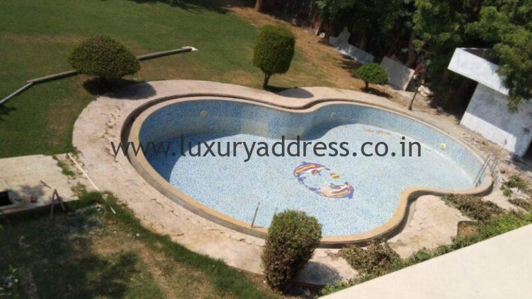 4BHK Semi-Furnished Farmhouse Bandh Road Delhi - Luxury Address