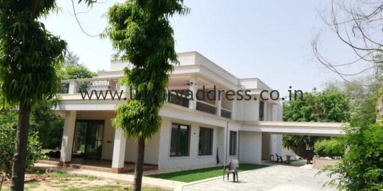 4BHK Semi-Furnished Farmhouse Bandh Road Delhi - Luxury Address