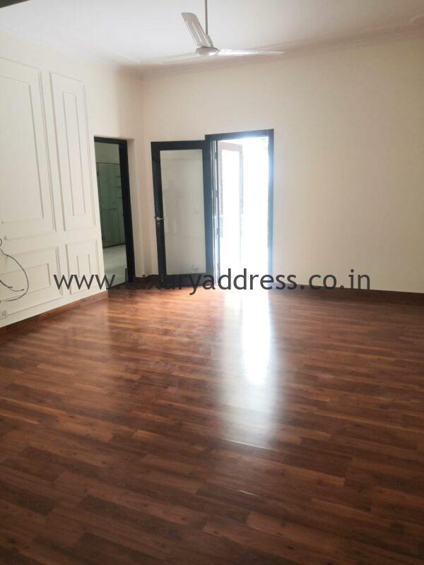 Luxurious 6BHK Independent House in Anand Lok, Delhi - Luxury Address