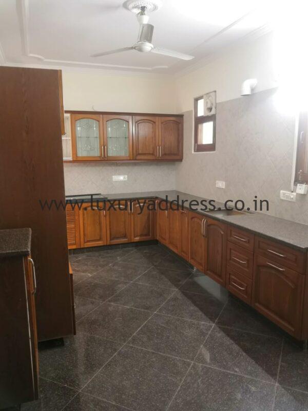 Luxurious 5BHK Independent House in Anand Lok, Delhi - Luxury Address