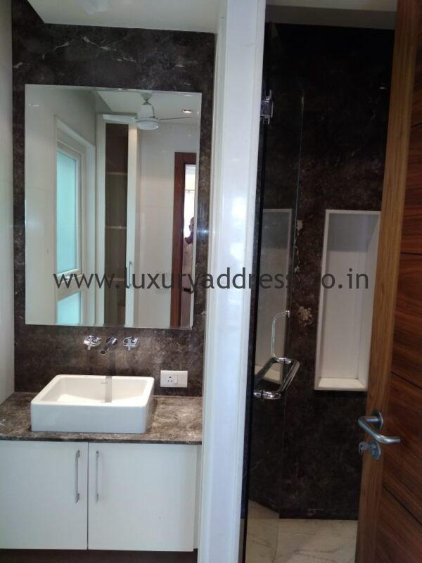 Rent 4BHK Apartment in Anand Lok, Delhi - Luxury Address
