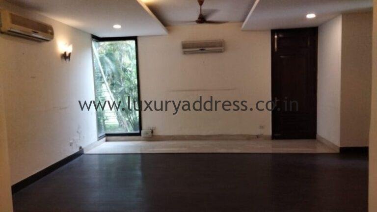 Rent 5BHK Farmhouse on Bandh Road Delhi - Luxury Address