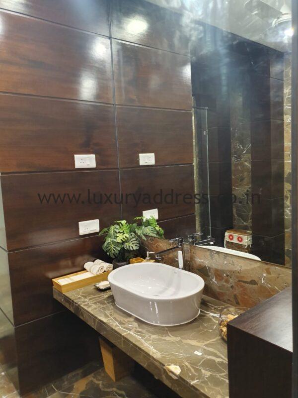 Rent 5BHK Furnished Flat Defence Colony South Delhi - Luxury Address