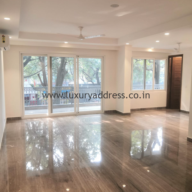 3BHK Semi-Furnished Apartments Rent Defence Colony - Luxury Address