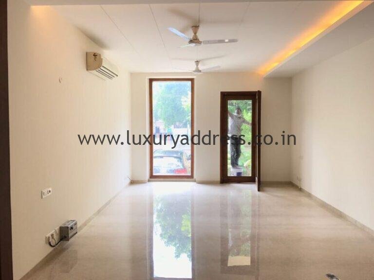 3BHK Semi-Furnished Luxury Apartment Rent Jor Bagh, Delhi - Luxury Address