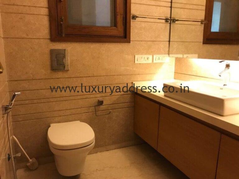 3BHK Semi-Furnished Luxury Apartment Rent Jor Bagh, Delhi - Luxury Address