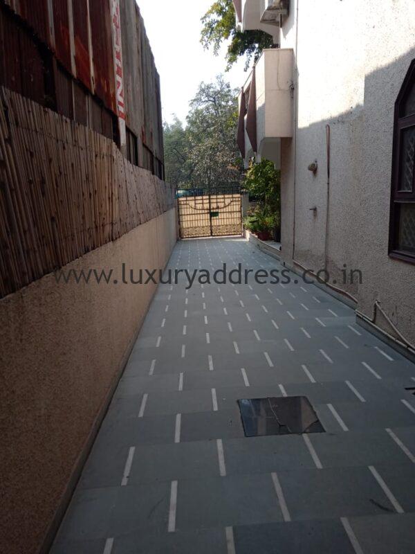Rent 4BHK Bungalow New Friends Colony Delhi - Luxury Address