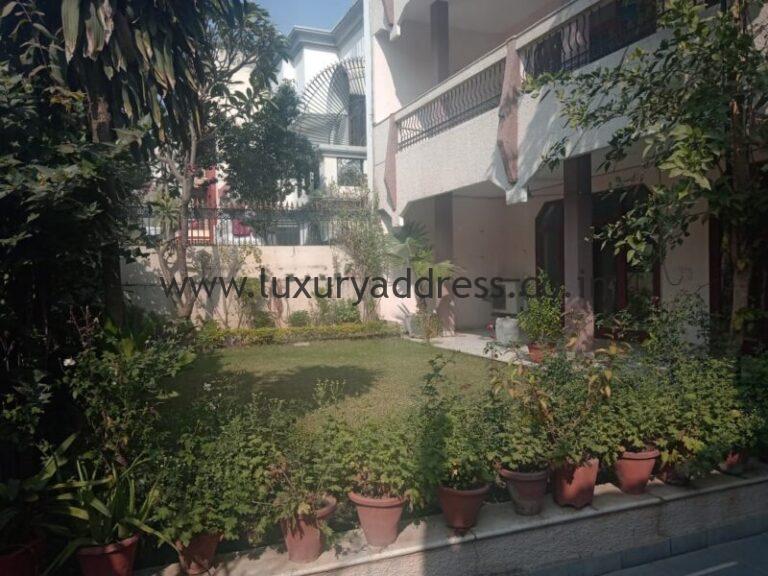 Rent 4BHK Bungalow New Friends Colony Delhi - Luxury Address