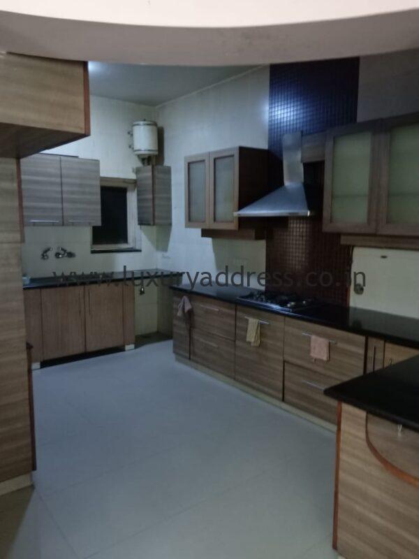 Rent 4BHK Bungalow New Friends Colony Delhi - Luxury Address